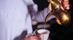 5 نصائح عند تحضير القهوة السعودية.. تَعرّف عليها
