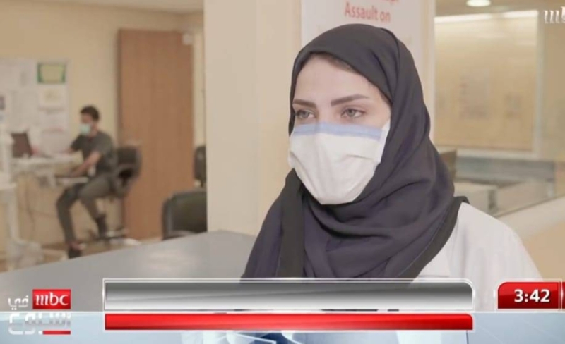 بالفيديو ممرضة سعودية تكشف تفاصيل إصابتها بسرطان الثدي أثناء حملها 