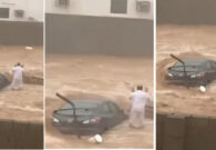 بالفيديو: مواطن يصلي وسط السيول بعدما غرقت سيارته في جدة