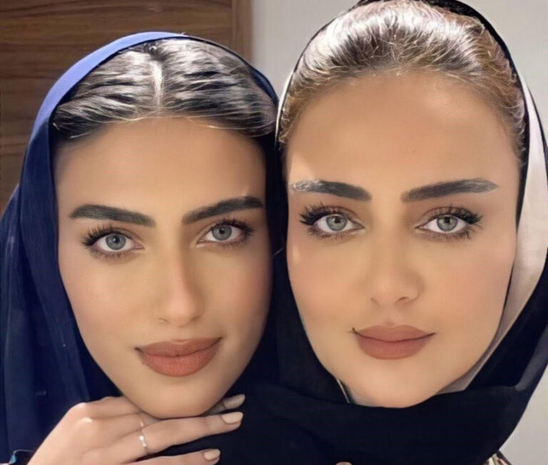 يارا النملة ووالدتها تخطفان الأنظار بالشبه بينهما في أحدث ظهور
