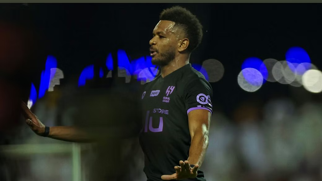 البليهي يحدد شرطه لتجديد تعاقده مع الهلال