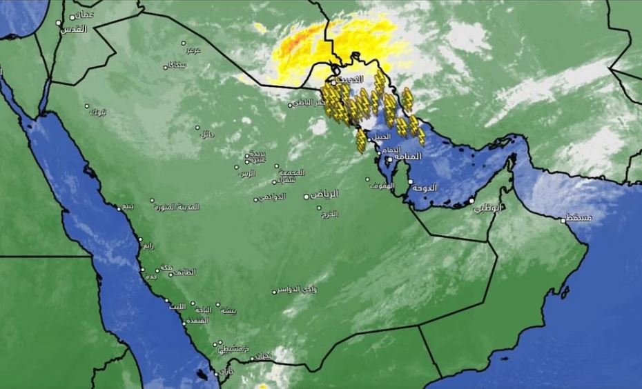 الحصيني: أمطار من خفيفة لغزيرة الليلة على الشرقية ودول الخليج.. والموجة الباردة تقترب من الرياض