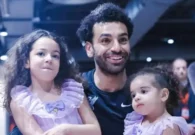 بالصور: محمد صلاح يحتفل مع عائلته بعيد الميلاد