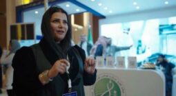 بالفيديو: قصة خبيرة بالذكاء الاصطناعي استغلت شغف الطفولة لدخول قائمة الأفضل عربياً