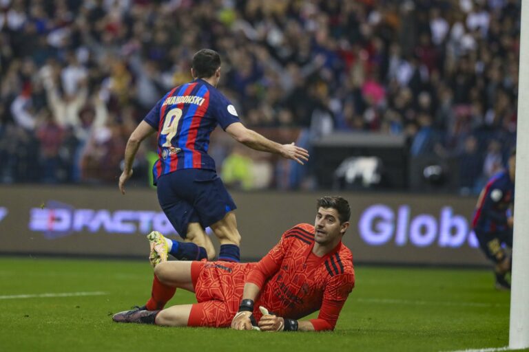 فيديو.. برشلونة بطلا للسوبر الإسباني بعد فوزه على غريمه التقليدي ريال مدريد 1-3