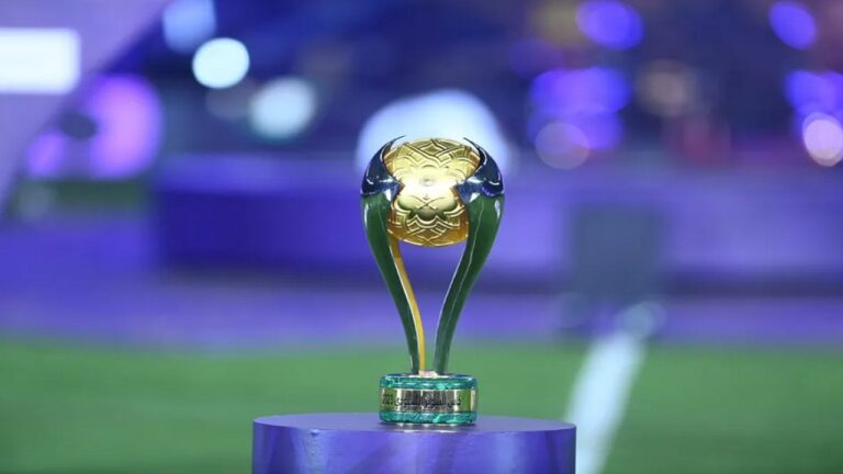 شاهد.. لحظة انطلاق صافرة النهاية وإعلان الاتحاد بطلًا للسوبر