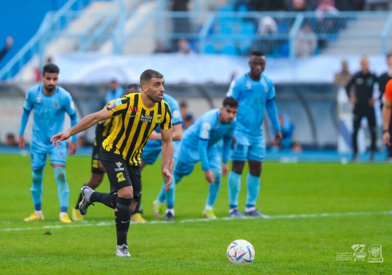 حمد الله يواصل الإبداع مع الاتحاد ويصل إلى 3 أرقام مميزة