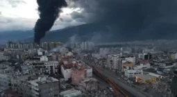 شاهد مبان سكنية مهدمة ودمار لا يوصف خلفه زلزال تركيا وسوريا