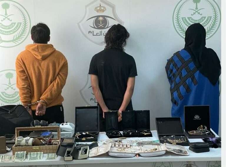 القبض على امرأة ومقيم سوري وشخص من القبائل النازحة بالرياض.. والكشف عن جريمتهم