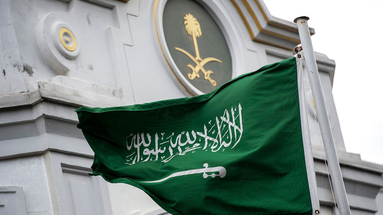 سفارة المملكة في الجزائر تصدر بيان بشأن القبض على شخص هدد بتفجير مبنى السفارة