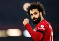 في يوم الأم.. صلاح ينشر صورة له مع والدته