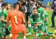 بالفيديو .. توقف مباراة الجزائر والنيجر لكسر صيام اللاعبين