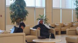 بالفيديو .. طالب يفاجئ معلمه برسالة شكر لتبرعه له بكليته