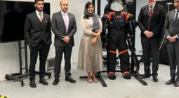 بالصور: الأميرة ريما بنت بندر تزور رائدي الفضاء علي وريانة في هيوستن