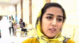 فيديو.. إيرانية قادمة من السودان: سمعنا ما تقوم به السعودية واستنجدنا بهم -فيديو