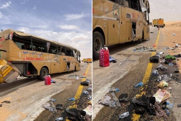 بالصور: وفاة وإصابة 29 راكبا في انقلاب حافلة على طريق نجران