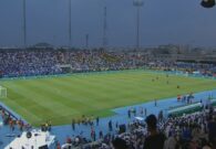 شاهد.. جماهير الهلال والنصر تحتج على تشغيل الأغاني في وقت الصلاة