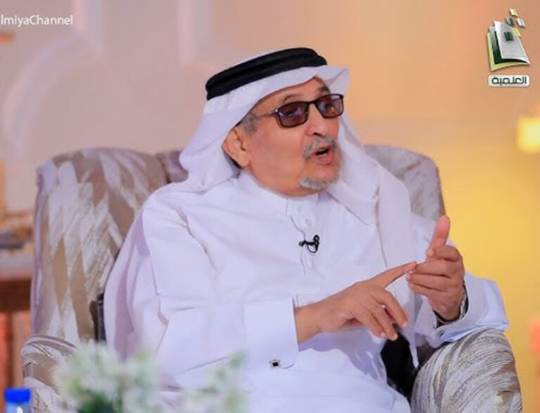 بالفيديو: القحطاني يكشف عن طريقة لأكل الفاكهة تصيب جسدك بالسم.. و5 أطعمة لا تسبب السمية