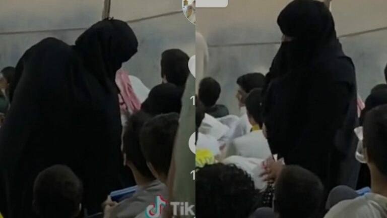 شاهد سيدة تصلي وسط المدرجات في مباراة النصر والرائد أمس