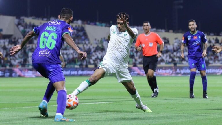 فيديو.. الفتح يحقق فوزًا عريضًا على الأهلي بخمسة أهداف مقابل هدف