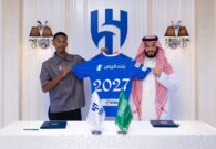 رسميًا.. الهلال يجدد عقد ناصر الدوسري
