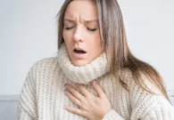 هل أخذ نفس عميق مفاجئ ثم إخراجه ببطء من أعراض القلب؟.. النمر يُجيب