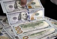 الدولار يواصل ارتفاعه في السوق السوداء المصرية ويسجل رقم قياسي