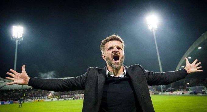 نادي الشباب يتعاقد مع إيجور بيسكان لتدريب الفريق الأول