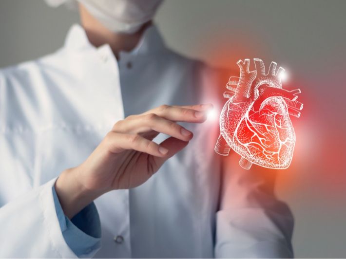 طبيب يحذر من خطورة إيقاف الأسبرين بعد وضع الدعامة.. ويكشف عن تصرف للشباب يؤدي للضعف الجنسي