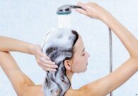أدخل هذا التعديل على طريقة استحمامك لتحصل على شباب دائم