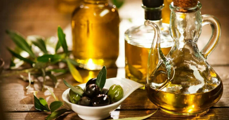 حذر منه في هذه الحالة.. الخضيري يكشف أفضل طريقة لتناول زيت الزيتون