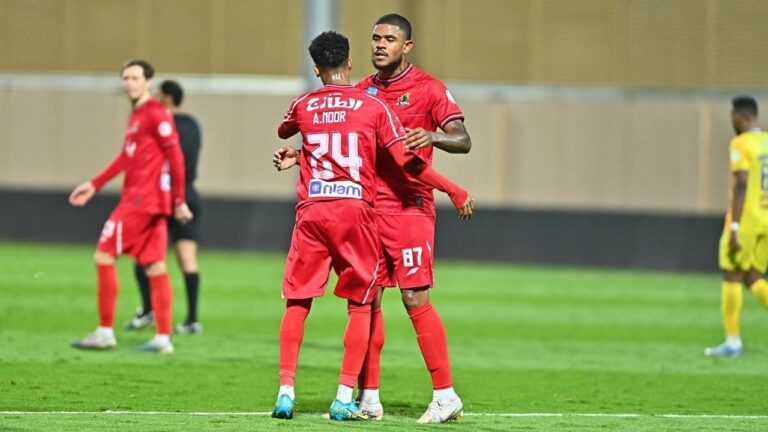 فيديو.. التعاون وضمك يتعادلان سلبياً والوحدة يفوز على الحزم 2-1