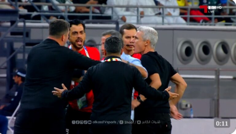 شاهد مشادة بين مدرب الدحيل والجهاز الفني للنصر بعد هدف كوتينيو