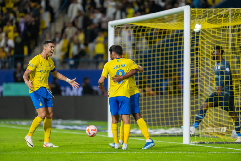 أرقام أسطورية لنجم النصر كريستيانو رونالدو