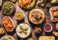 5 طرق سحرية للتخلص من التخمة بعد وجبة دسمة