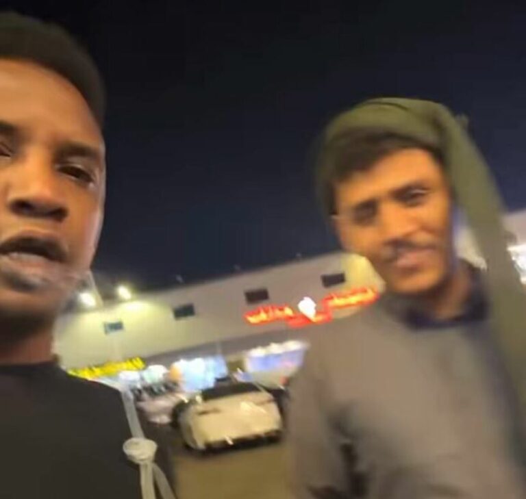 مقطع عفوي متداول لمُشجع مع محمد نور