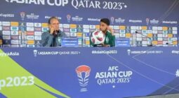 فيديو: مانشيني يرد بحزم على سؤال صحفي للاعب فيصل الغامدي