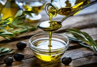 أيهما أفضل صحياً.. زيت الزيتون العكر أم الصافي؟.. الخضيري يُجيب