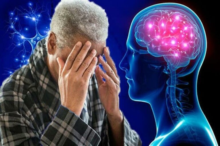 هل أدوية الكوليسترول السبب في الإصابة بالزهايمر؟.. الخضيري يجيب