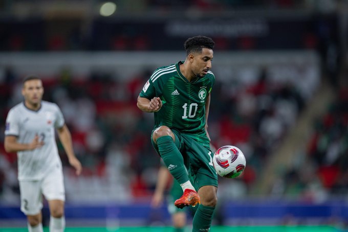 فيديو لحظة استبدال سالم الدوسري في مباراة قيرغيزستان يُشعل المنصات وردة فعل اللاعب تلفت الأنظار