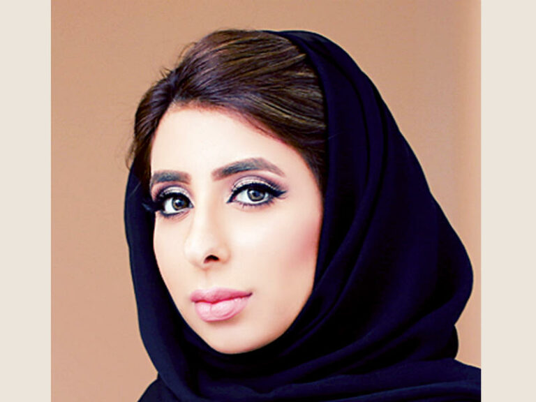 مريم الياسي: الشابة الإماراتية التي تحقق نجاحًا في تصميم الأزياء وتجاوزت حدود المستحيل -صور
