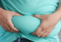 تجنب هذا الطعام فورا للتخلص من دهون البطن سريعا