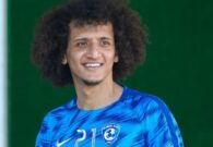 فيديو.. عموري يقضي أوقات مرحة بلعب الورق في أحدث ظهور