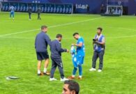 فيديو.. سالم الدوسري يحتضن ويقبل رأس الأسطورة محمد الشلهوب بعد تأهل الهلال لربع نهائي دوري أبطال آسيا