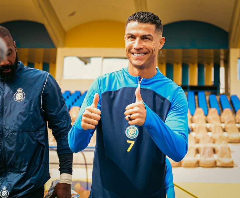 شاهد هكذا احتفل النصر بعيد ميلاد رونالدو الـ 39