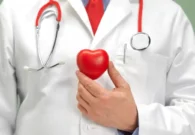 يهدد صحة القلب.. احذر الإفراط في تناول هذا الفيتامين