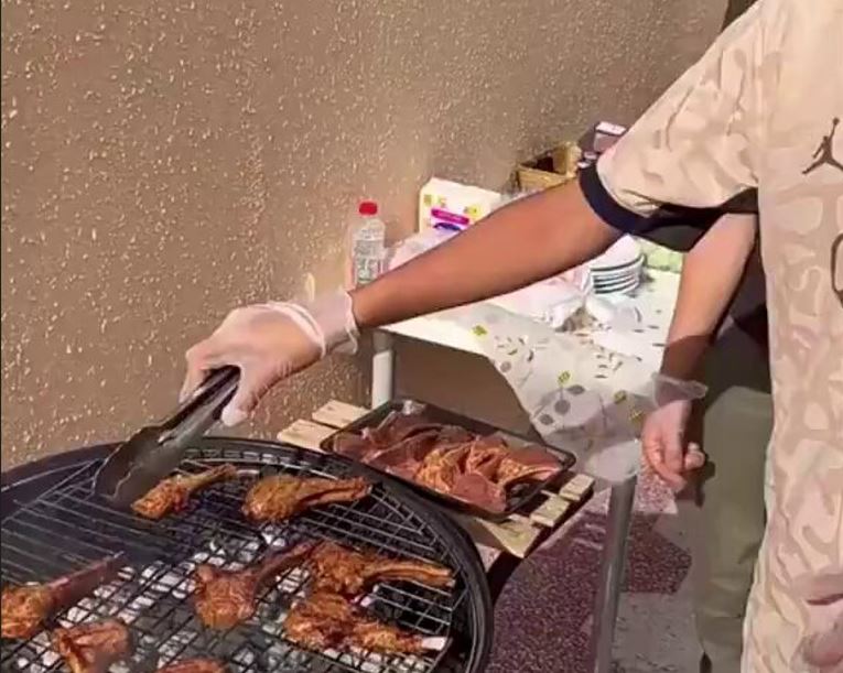 فيديو.. كريستيانو جونيور يخطف الأضواء في حفل شواء بالعاصمة الرياض