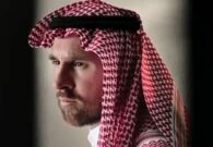 شاهد ميسي يظهر بالشماغ والثوب ويخطف الأنظار