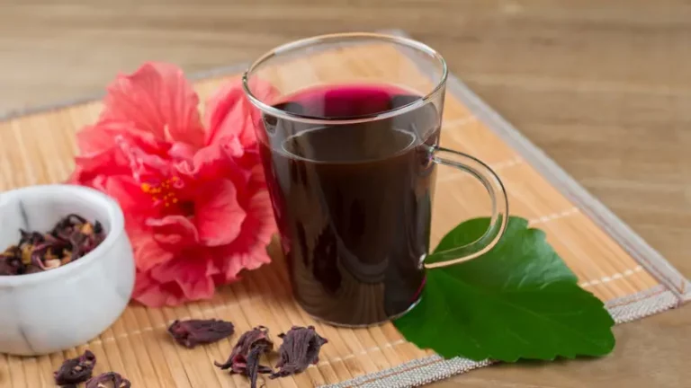 الكشف عن فائدة مذهلة لتناول الكركديه على معدة فارغة