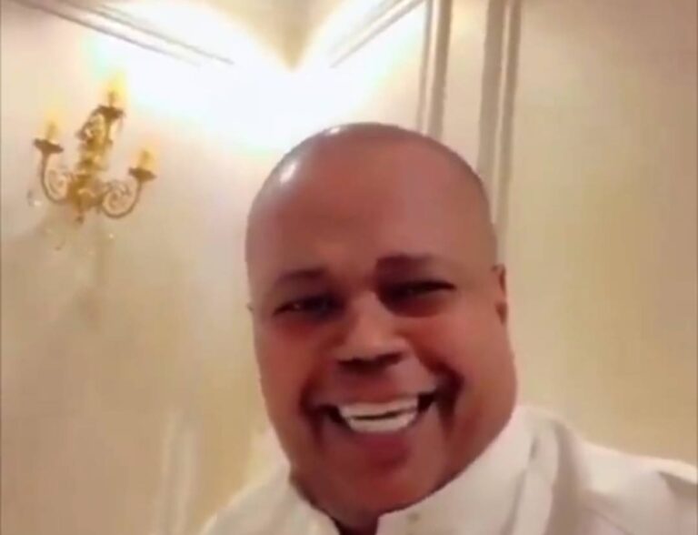 شاهد سعيد العويران بعد تسمية غازي الذيابي ابنه بـ النصر: أنا إذا جاني ولد بسميه بلنتي